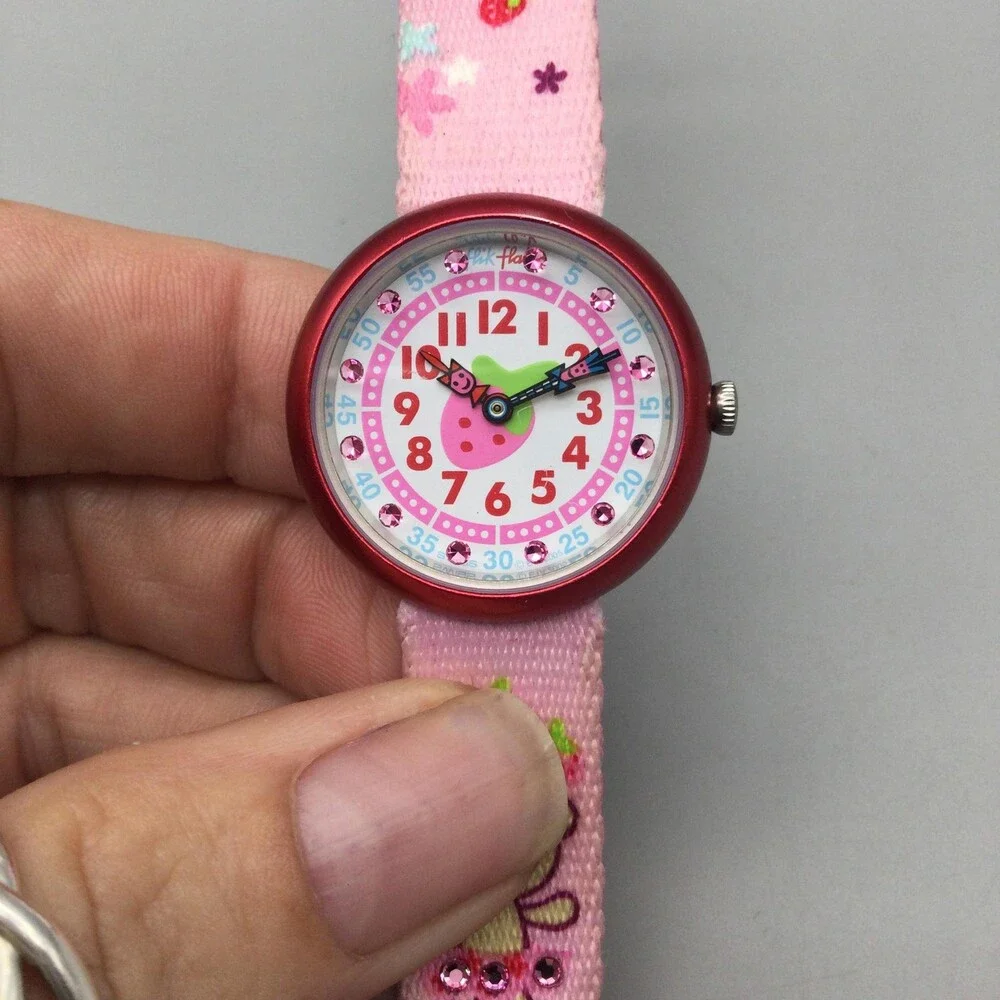 Flik Flak Prune et Fraise Girls Watch 28mm Pink Strawberry Swiss New Battery